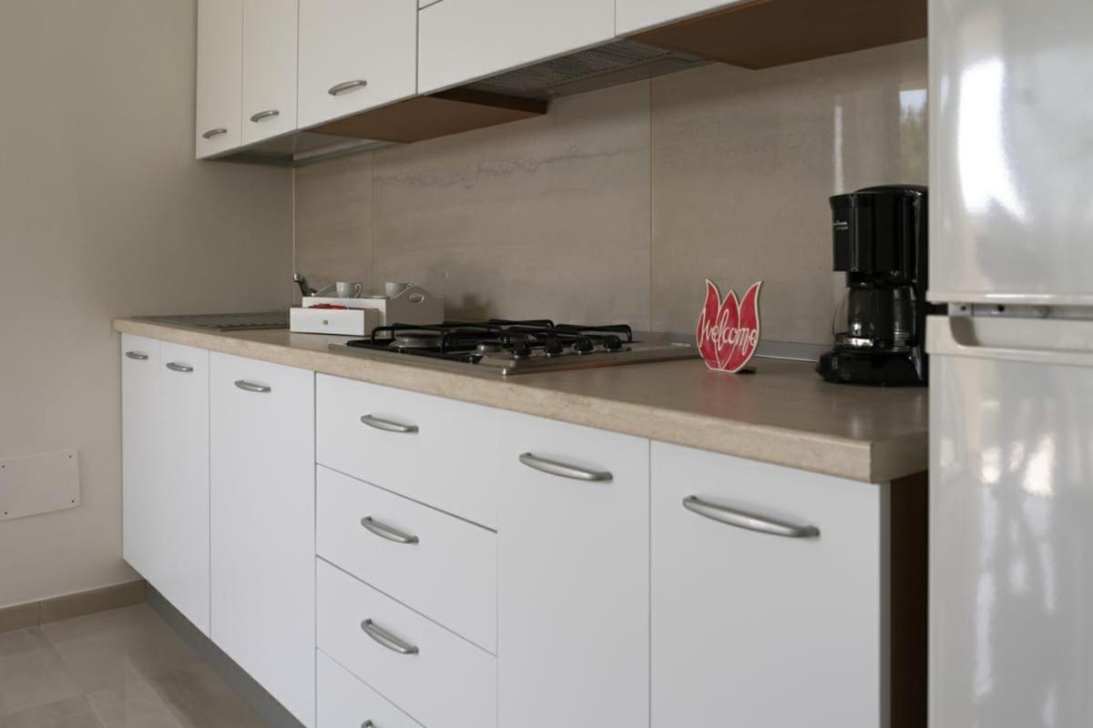 Appartamenti Residence Tulipano ซีร์มิโอเน ภายนอก รูปภาพ
