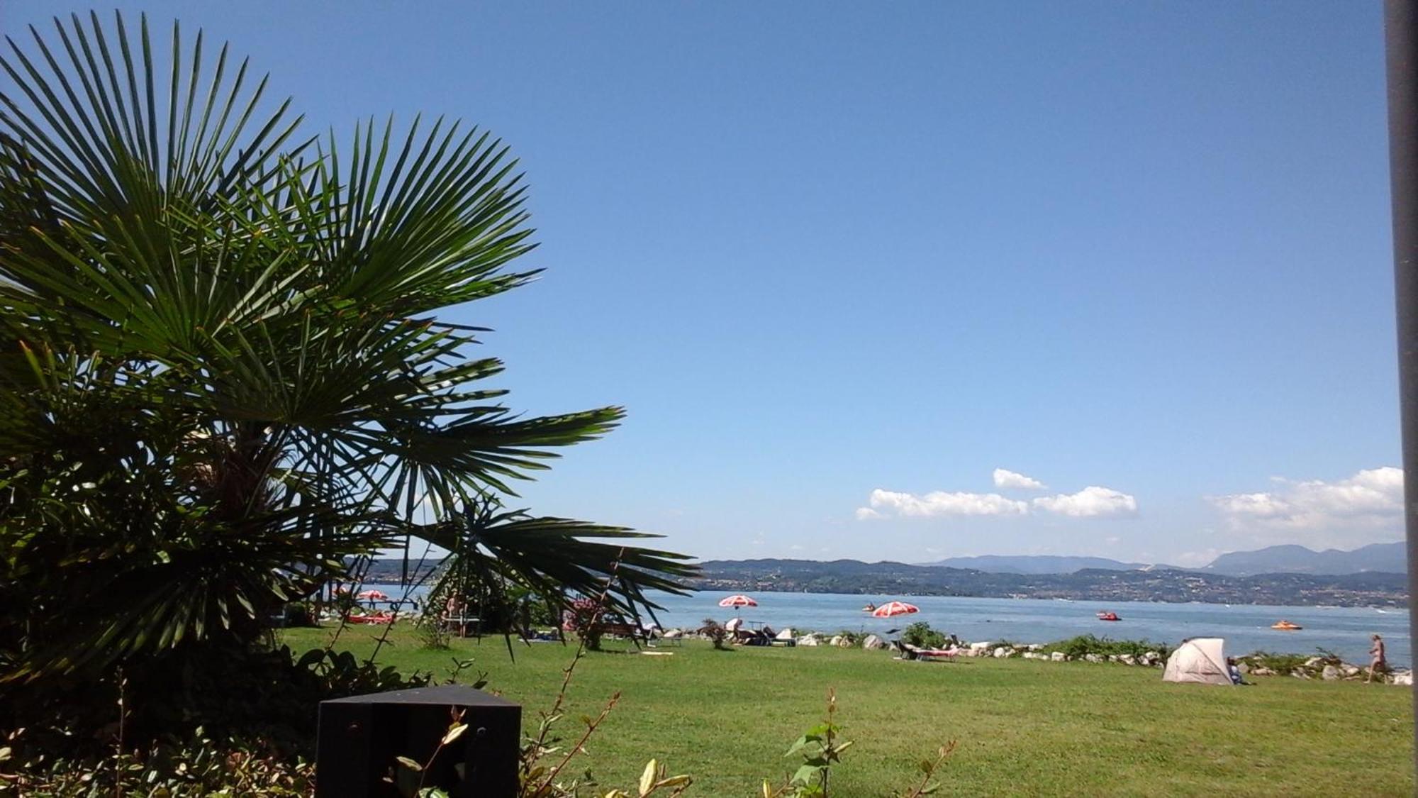Appartamenti Residence Tulipano ซีร์มิโอเน ภายนอก รูปภาพ