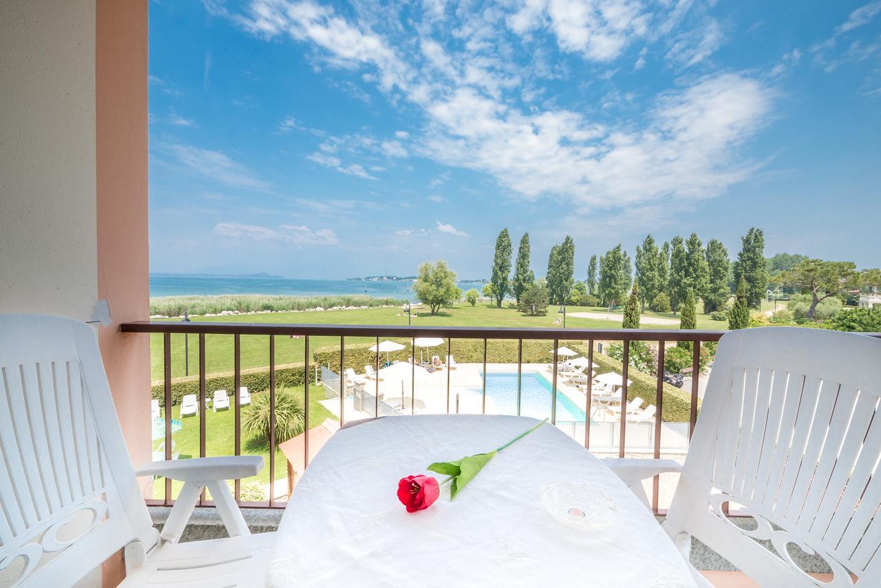 Appartamenti Residence Tulipano ซีร์มิโอเน ภายนอก รูปภาพ