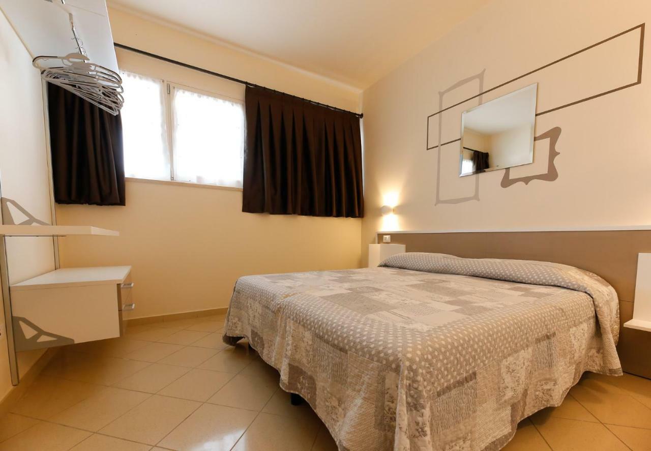 Appartamenti Residence Tulipano ซีร์มิโอเน ภายนอก รูปภาพ