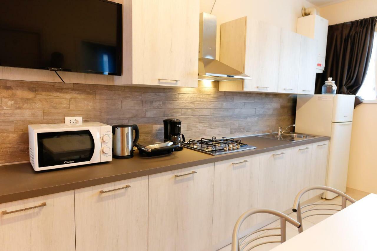 Appartamenti Residence Tulipano ซีร์มิโอเน ภายนอก รูปภาพ